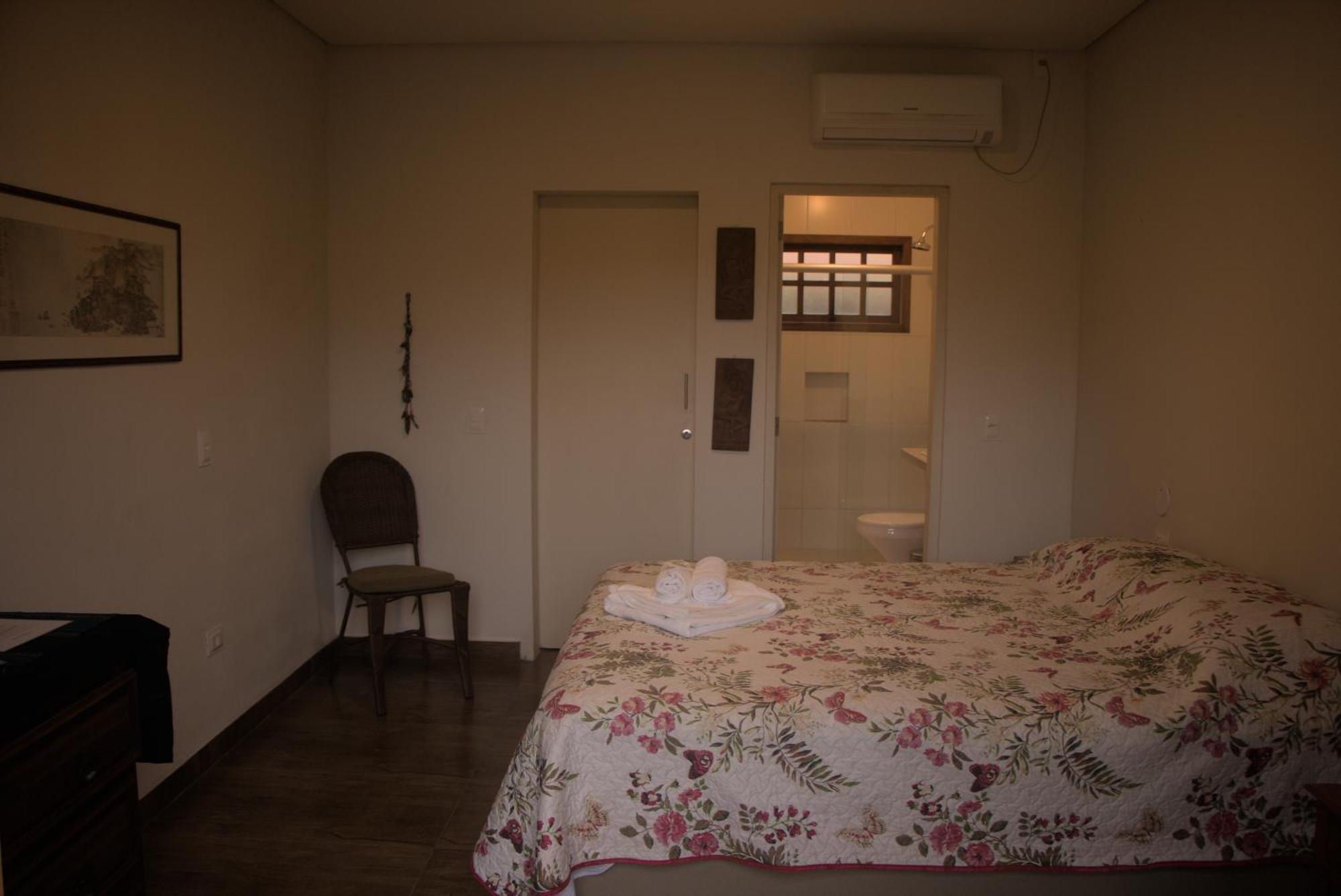 Casa Bon Voyage - Guesthouse Парати Екстериор снимка
